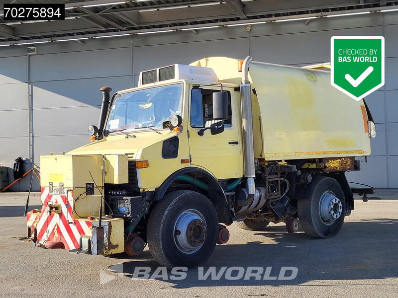 Mercedes-Benz Unimog 1650 4X4 Assaloni Vaccuum truck 4x4 Railway Manual Euro 2 - Асенізатори: фото 1 Mercedes-Benz Unimog 1650 4X4 Assaloni Vaccuum truck 4x4 Railway Manual Euro 2 - Асенізатори: фото 1