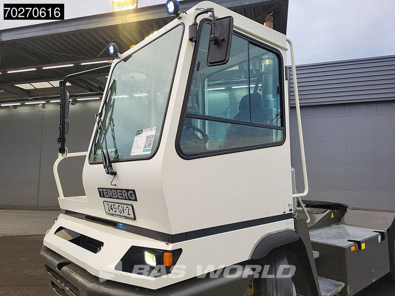 Terberg YT182 4X2 - Термінальний трактор: фото 2 Terberg YT182 4X2 - Термінальний трактор: фото 2