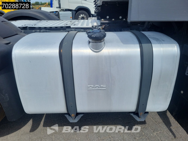 Тягач DAF XF 530 6X2 Retarder Lift+Lenkachse Big-Axle ACC Euro 6: фото 13 Тягач DAF XF 530 6X2 Retarder Lift+Lenkachse Big-Axle ACC Euro 6: фото 13