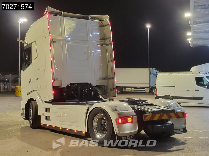 DAF XG+ 530 4X2 Retarder 2x Tanks Standklima Leather Alcoa's - Тягач: фото 2 DAF XG+ 530 4X2 Retarder 2x Tanks Standklima Leather Alcoa's - Тягач: фото 2