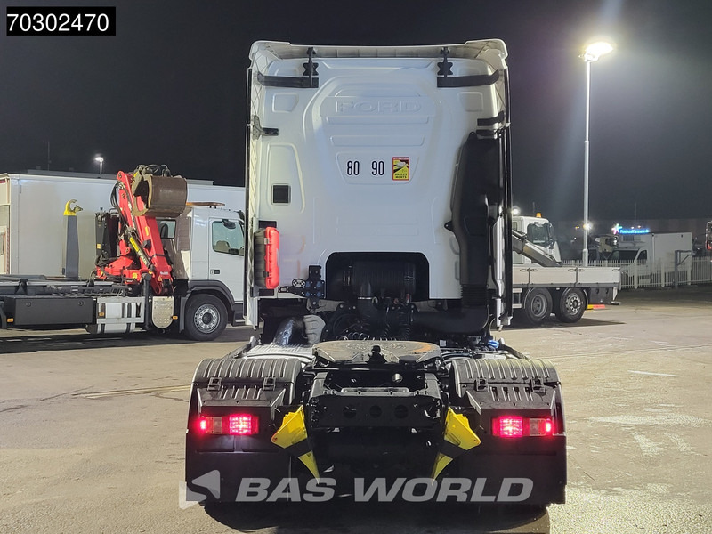 Ford F-Max 500 4X2 Retarder Standklima 2xTanks ACC LED Euro 6 - Тягач: фото 3 Ford F-Max 500 4X2 Retarder Standklima 2xTanks ACC LED Euro 6 - Тягач: фото 3