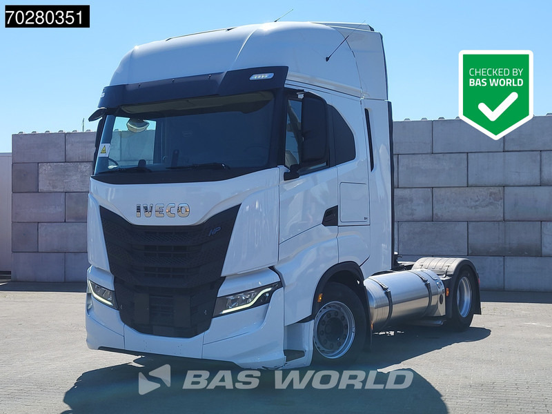 Тягач Iveco S-Way 460 4X2 LNG Retarder 2x Tanks Standklima LED Navi: фото 1