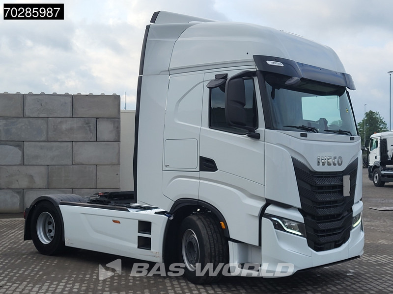 Iveco S-Way 490 4X2 Retarder Standklima 2xTanks Navi - Тягач: фото 3 Iveco S-Way 490 4X2 Retarder Standklima 2xTanks Navi - Тягач: фото 3