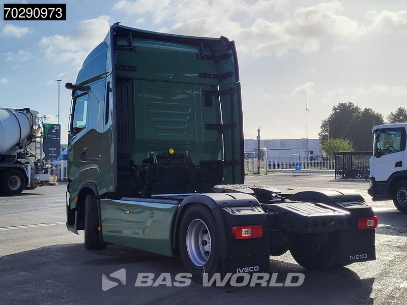 Iveco S-Way 500 S-Way 4X2 NEW! Retarder 2xTanks ACC Standklima LED Euro 6 - Тягач: фото 2 Iveco S-Way 500 S-Way 4X2 NEW! Retarder 2xTanks ACC Standklima LED Euro 6 - Тягач: фото 2