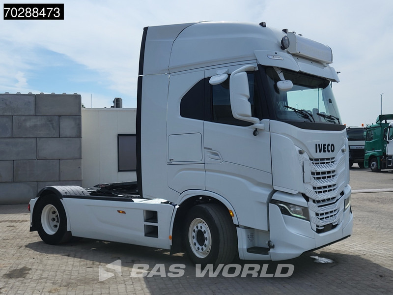 Iveco S-Way 510 S-Way 4X2 Full-Air 2xTanks Retarder Standklima Navi ACC LED Euro 6 - Тягач: фото 3 Iveco S-Way 510 S-Way 4X2 Full-Air 2xTanks Retarder Standklima Navi ACC LED Euro 6 - Тягач: фото 3