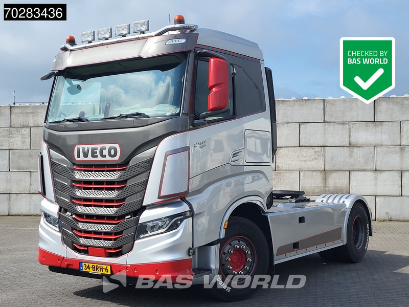 Iveco S-Way 570 820 4X2 NL Show Truck! Hydraulik ACC Standklima Navi Alcoa's - Тягач: фото 1 Iveco S-Way 570 820 4X2 NL Show Truck! Hydraulik ACC Standklima Navi Alcoa's - Тягач: фото 1