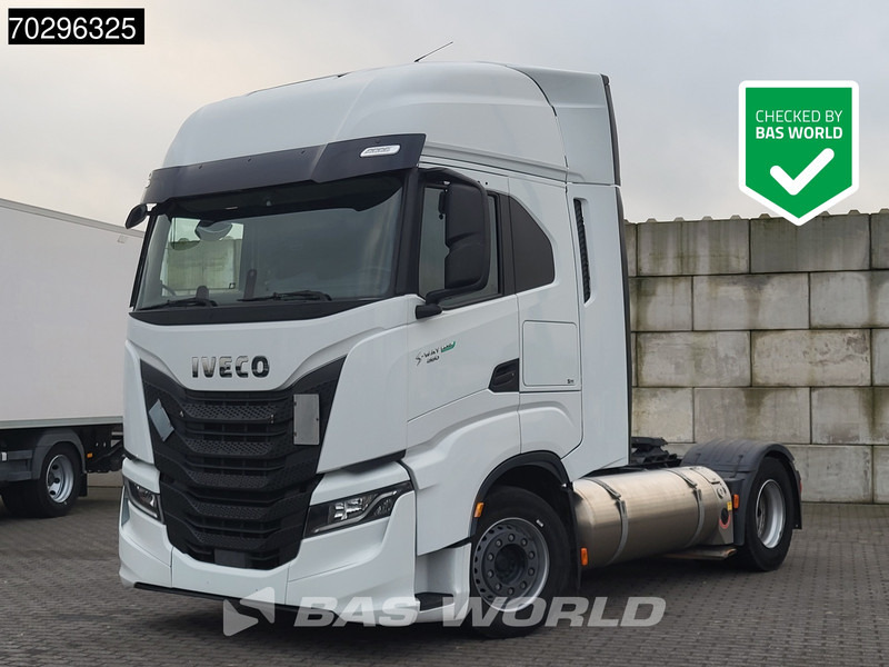 Iveco S-Way S-Way 4X2 LNG Retarder 2X Tanks - Тягач: фото 2 Iveco S-Way S-Way 4X2 LNG Retarder 2X Tanks - Тягач: фото 2
