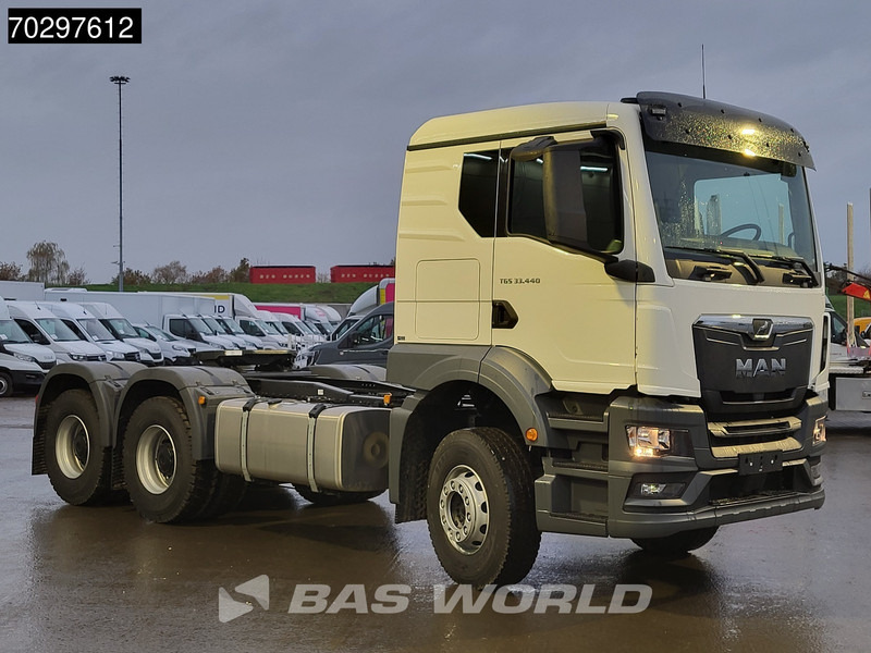 MAN TGS 33.440 6X4 NEW! TN Manual Full-Steel Big-Axle Drumbrakes Euro 2 - Тягач: фото 3 MAN TGS 33.440 6X4 NEW! TN Manual Full-Steel Big-Axle Drumbrakes Euro 2 - Тягач: фото 3