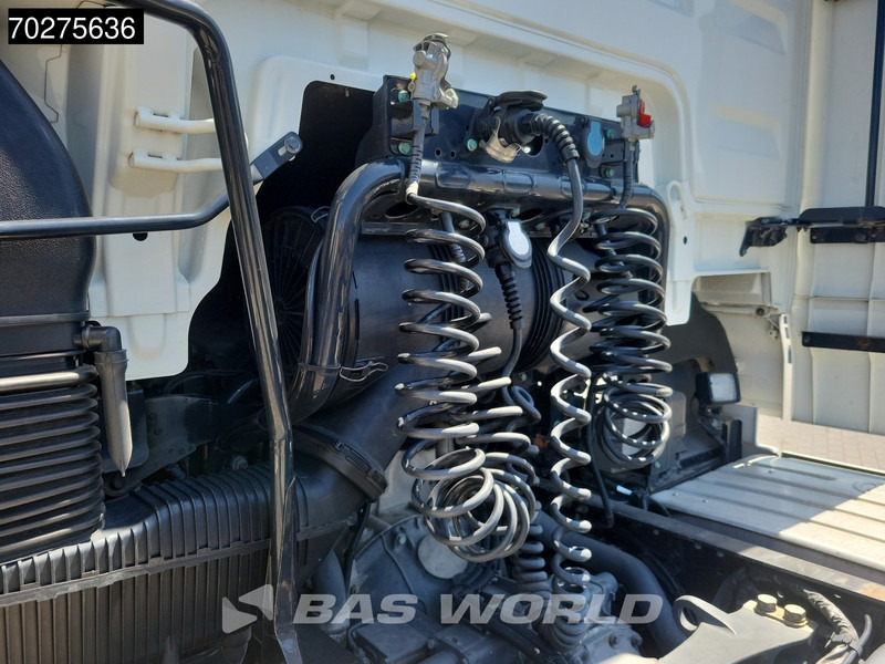 MAN TGX 18.460 4X2 XLX Retarder 2x Tanks Navi - Тягач: фото 2 MAN TGX 18.460 4X2 XLX Retarder 2x Tanks Navi - Тягач: фото 2