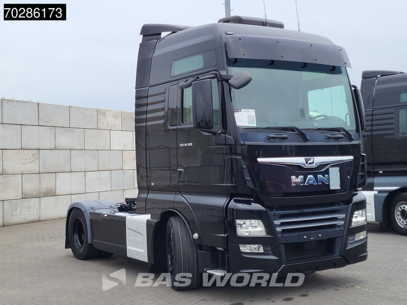 MAN TGX 18.500 4X2 XXL Retarder Leder Standklima 2xTanks Xenon ACC Euro 6 - Тягач: фото 3 MAN TGX 18.500 4X2 XXL Retarder Leder Standklima 2xTanks Xenon ACC Euro 6 - Тягач: фото 3