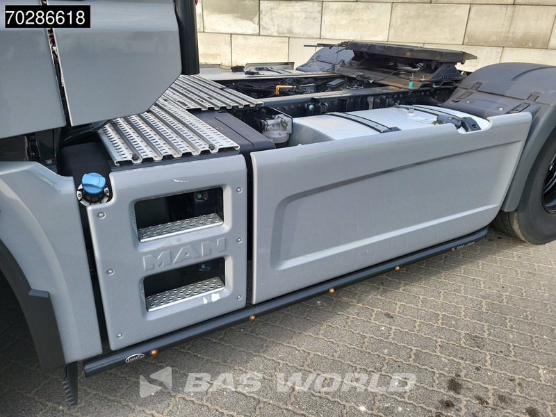 Тягач MAN TGX 18.520 4X2 Individual Lion S! GX Retarder Full-Air 2x Tanks Navi LED ACC Euro 6: фото 10