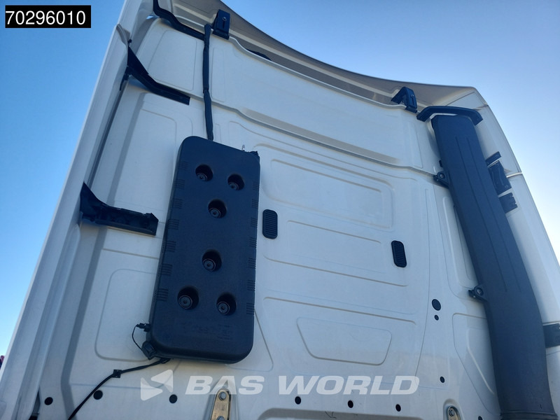 Mercedes-Benz Actros 1845 Actros 4X2 BigSpace 2xTanks Standklima Mirror Cam Euro 6 - Тягач: фото 5 Mercedes-Benz Actros 1845 Actros 4X2 BigSpace 2xTanks Standklima Mirror Cam Euro 6 - Тягач: фото 5