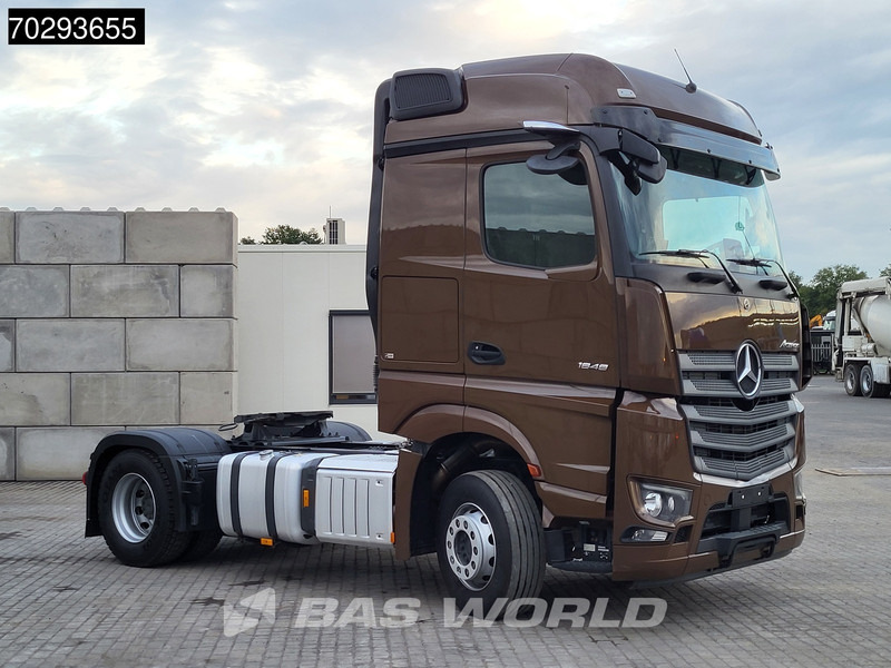 Mercedes-Benz Actros 1848 4X2 BigSpace Retarder 2x Tanks ACC Standklima MirrorCam Euro 6 - Тягач: фото 3 Mercedes-Benz Actros 1848 4X2 BigSpace Retarder 2x Tanks ACC Standklima MirrorCam Euro 6 - Тягач: фото 3