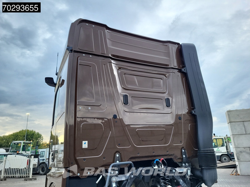 Тягач Mercedes-Benz Actros 1848 4X2 BigSpace Retarder 2x Tanks ACC Standklima MirrorCam Euro 6: фото 8