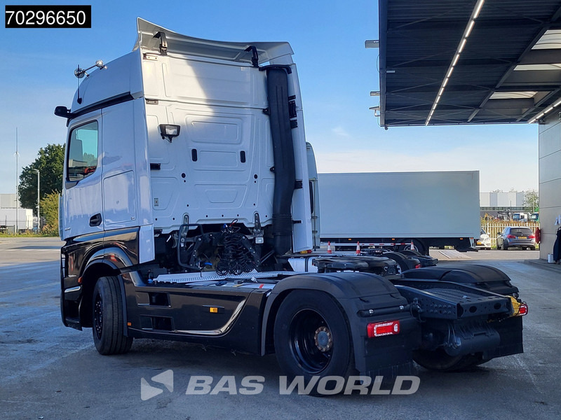 Mercedes-Benz Actros 1848 4X2 BigSpace Retarder Standklima MirrorCam ACC Xenon Euro 6 - Тягач: фото 2 Mercedes-Benz Actros 1848 4X2 BigSpace Retarder Standklima MirrorCam ACC Xenon Euro 6 - Тягач: фото 2