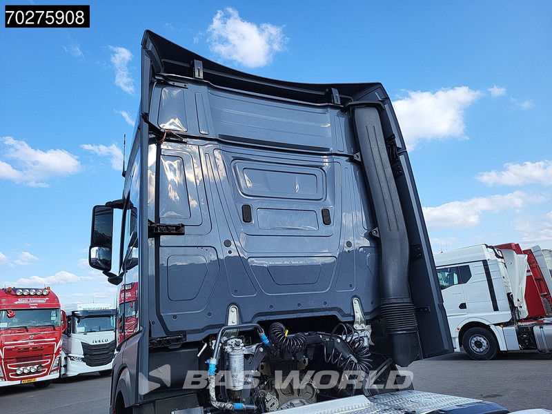 Mercedes-Benz Actros 1851 4X2 BigSpace 2x Tanks - Тягач: фото 3 Mercedes-Benz Actros 1851 4X2 BigSpace 2x Tanks - Тягач: фото 3