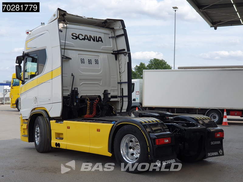 Scania R520 4X2 Full-Air Retarder 2x Tanks Standklima Leather Alcoa's - Тягач: фото 2 Scania R520 4X2 Full-Air Retarder 2x Tanks Standklima Leather Alcoa's - Тягач: фото 2