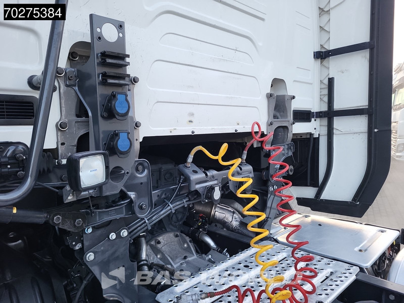 Scania S460 4X2 Retarder Euro 6 ACC 2x Tanks - Тягач: фото 5 Scania S460 4X2 Retarder Euro 6 ACC 2x Tanks - Тягач: фото 5