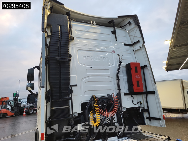 Volvo FH 460 4X2 LNG! Chassis M NL-Truck I-ParkCool 2xTanks ACC Euro 6 - Тягач: фото 5 Volvo FH 460 4X2 LNG! Chassis M NL-Truck I-ParkCool 2xTanks ACC Euro 6 - Тягач: фото 5