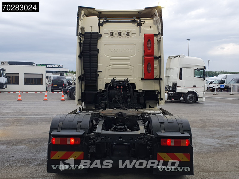 Volvo FH 460 4X2 VEB+ I-ParkCool 2x Tanks LED Navi - Тягач: фото 3 Volvo FH 460 4X2 VEB+ I-ParkCool 2x Tanks LED Navi - Тягач: фото 3