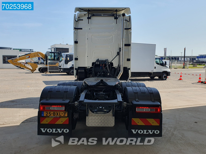 Volvo FH 460 6X2 2x Tanks ACC Navi LED Liftachse XL - Тягач: фото 3 Volvo FH 460 6X2 2x Tanks ACC Navi LED Liftachse XL - Тягач: фото 3
