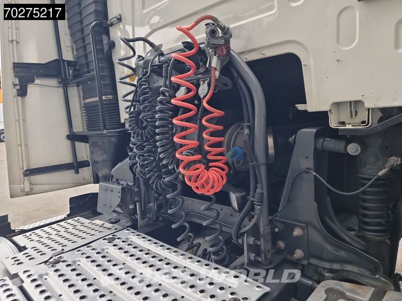 Volvo FH 460 FH 4X2 XL I-park cool 2X Tanks - Тягач: фото 5 Volvo FH 460 FH 4X2 XL I-park cool 2X Tanks - Тягач: фото 5