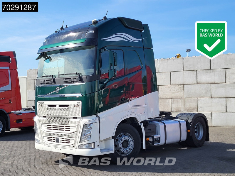 Volvo FH 540 4X2 XL 2x Tanks I-ParkCool Leather - Тягач: фото 1 Volvo FH 540 4X2 XL 2x Tanks I-ParkCool Leather - Тягач: фото 1