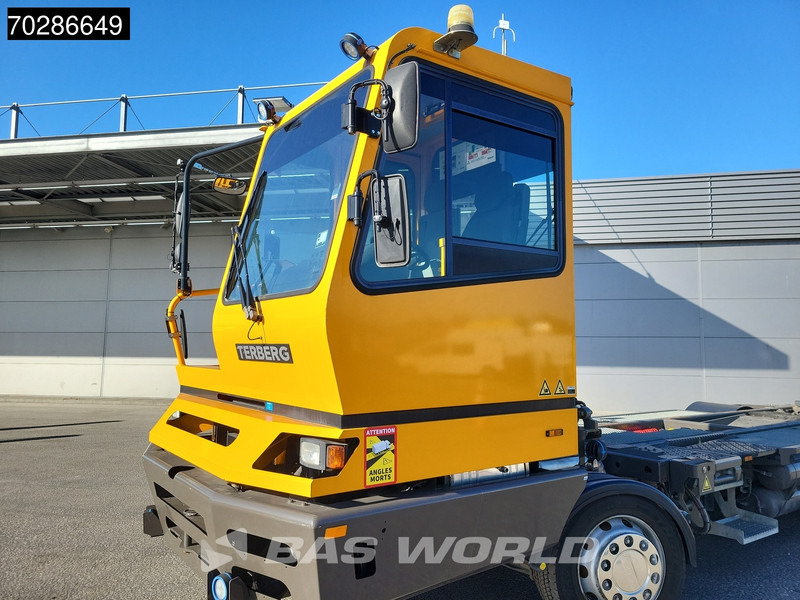 Вантажівка Terberg BC182 4X2 Low hours! Big-Axle Full-Air Drumbrakes Euro 3: фото 13