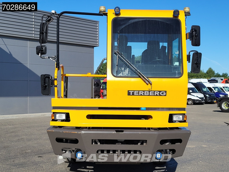 Вантажівка Terberg BC182 4X2 Low hours! Big-Axle Full-Air Drumbrakes Euro 3: фото 9