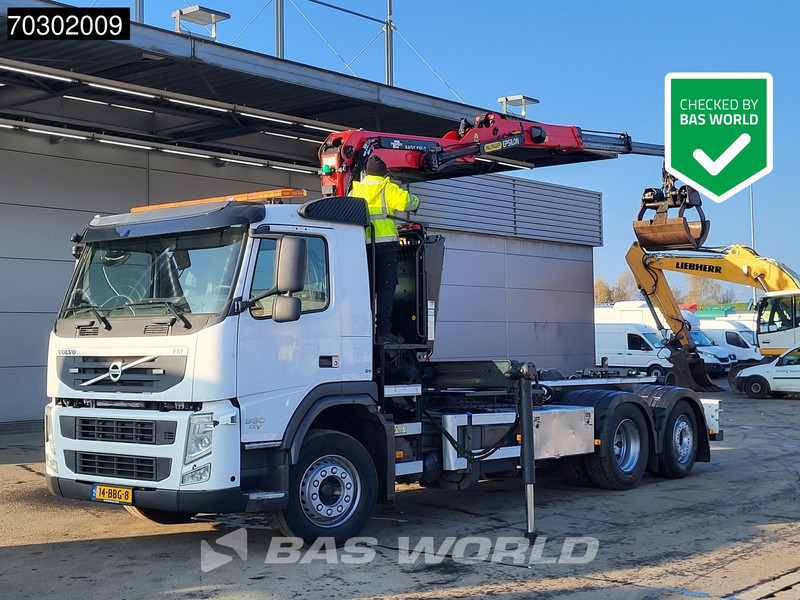 Volvo FM 330 FM 6X2 Palfinger Epsilon Z-Crane VDL Hook Lift+Steering Axle - Гаковий мультиліфт вантажівка, Вантажівка з маніпулятором: фото 1 Volvo FM 330 FM 6X2 Palfinger Epsilon Z-Crane VDL Hook Lift+Steering Axle - Гаковий мультиліфт вантажівка, Вантажівка з маніпулятором: фото 1