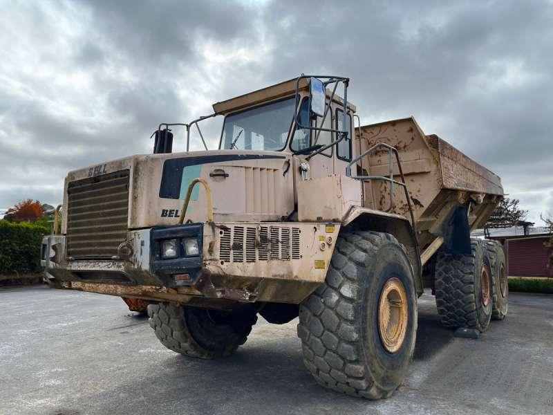 Bell B40CM 6X6 - Шарнірний самоскид: фото 4 Bell B40CM 6X6 - Шарнірний самоскид: фото 4