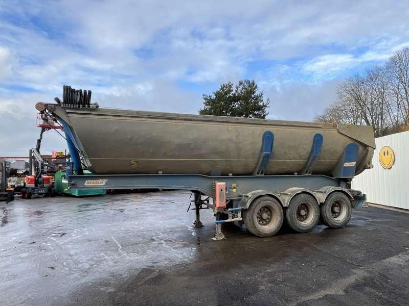 Benalu 3 ESSIEUX - Самоскид напівпричіп: фото 4 Benalu 3 ESSIEUX - Самоскид напівпричіп: фото 4