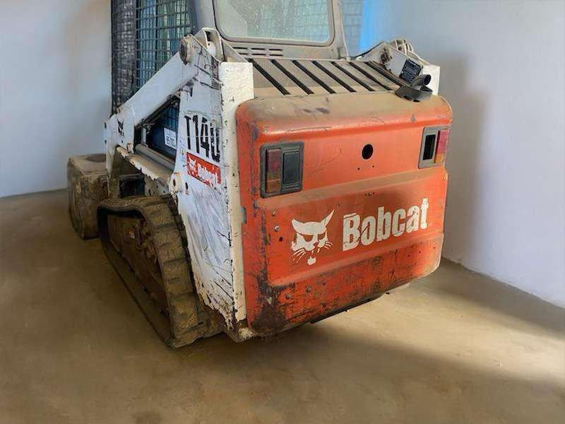 Bobcat T140 - Гусеничний міні-навантажувач: фото 2 Bobcat T140 - Гусеничний міні-навантажувач: фото 2