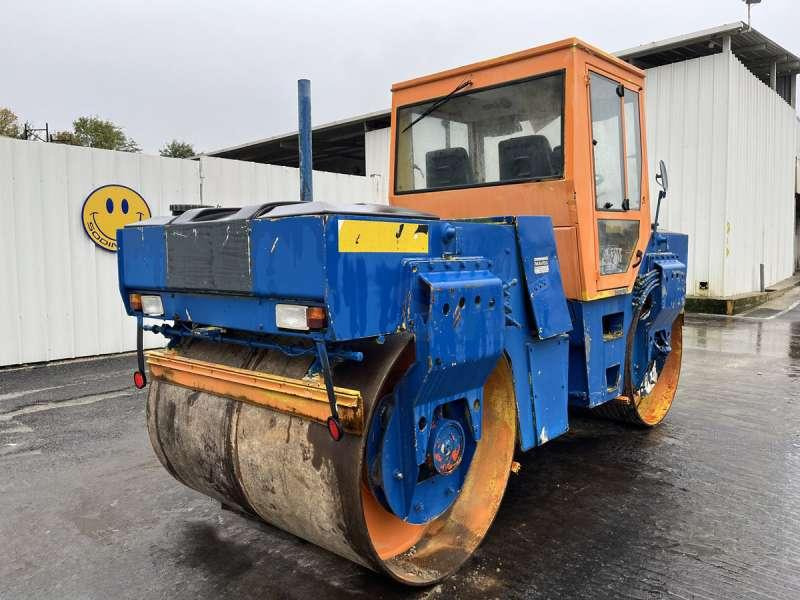 Дорожній каток Bomag BW164AD: фото 6