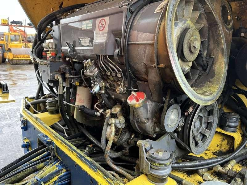 Дорожній каток Bomag BW164AD: фото 28