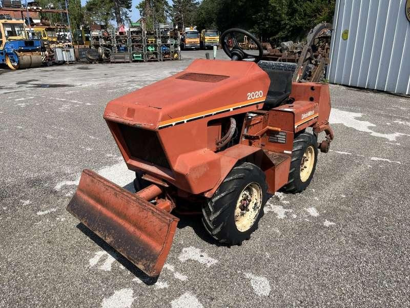 DITCH WITCH 2020K - Траншеєкопач: фото 2 DITCH WITCH 2020K - Траншеєкопач: фото 2