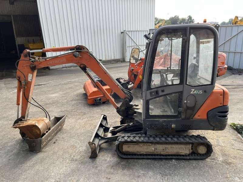 Hitachi ZX25 CLR - Міні-екскаватор: фото 4 Hitachi ZX25 CLR - Міні-екскаватор: фото 4