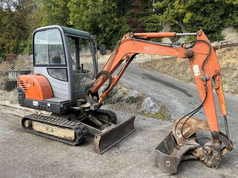 Hitachi ZX25 CLR - Міні-екскаватор: фото 1 Hitachi ZX25 CLR - Міні-екскаватор: фото 1
