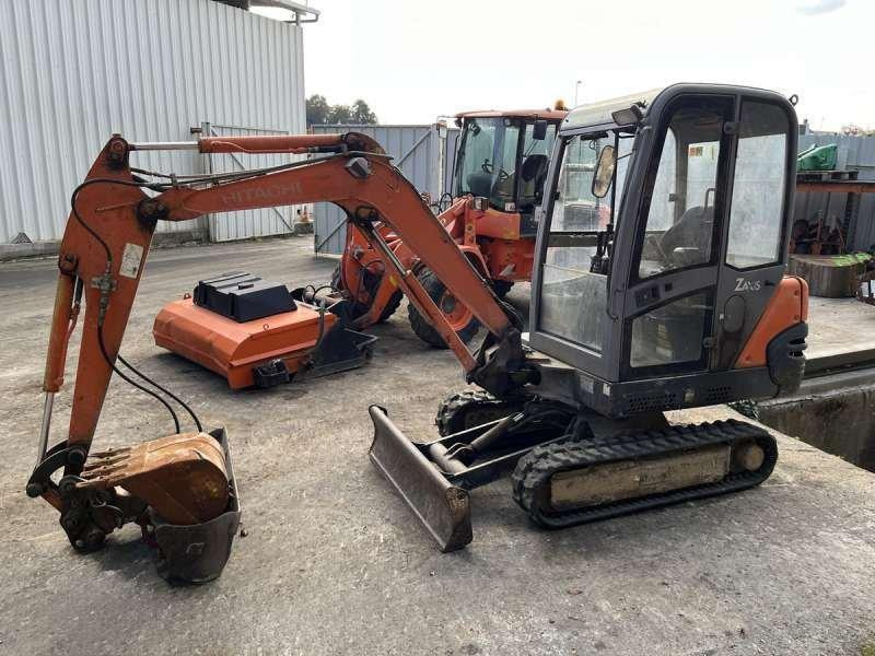 Hitachi ZX25 CLR - Міні-екскаватор: фото 3 Hitachi ZX25 CLR - Міні-екскаватор: фото 3