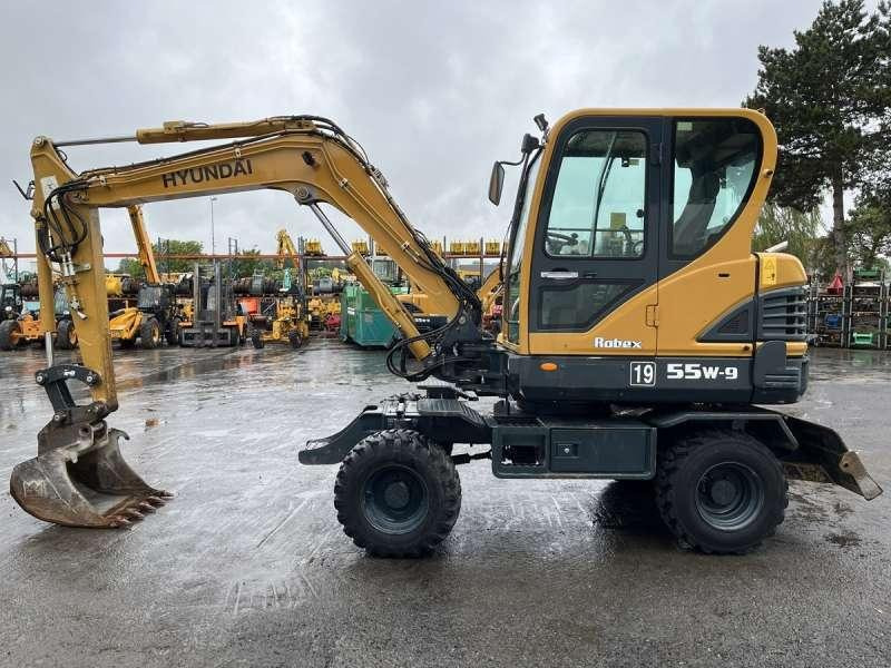 Hyundai ROBEX 55W-9 / R55W-9 - Колісний екскаватор: фото 4 Hyundai ROBEX 55W-9 / R55W-9 - Колісний екскаватор: фото 4