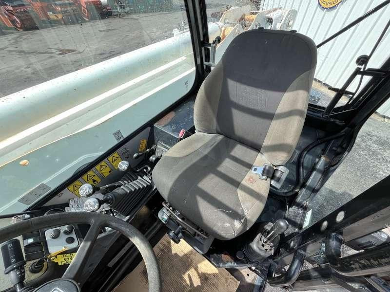 Навантажувач телескопічний Jcb 535-125: фото 34