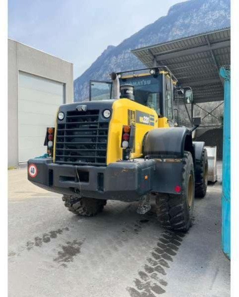 Komatsu WA320-7 - Колісний навантажувач: фото 3 Komatsu WA320-7 - Колісний навантажувач: фото 3