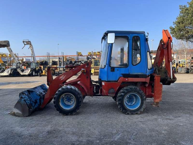 Kubota R520 - Екскаватор-навантажувач: фото 4 Kubota R520 - Екскаватор-навантажувач: фото 4