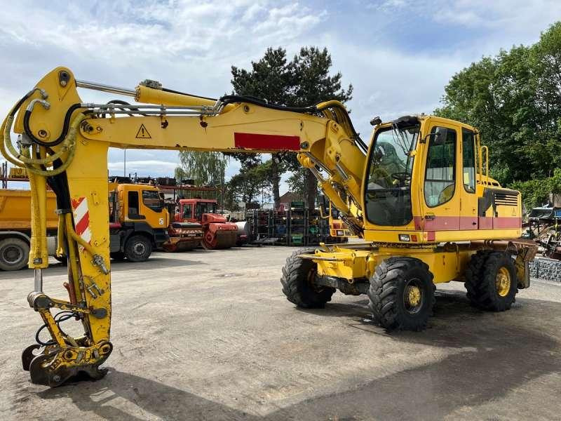 Liebherr A900 C LITRONIC - Колісний екскаватор: фото 3 Liebherr A900 C LITRONIC - Колісний екскаватор: фото 3