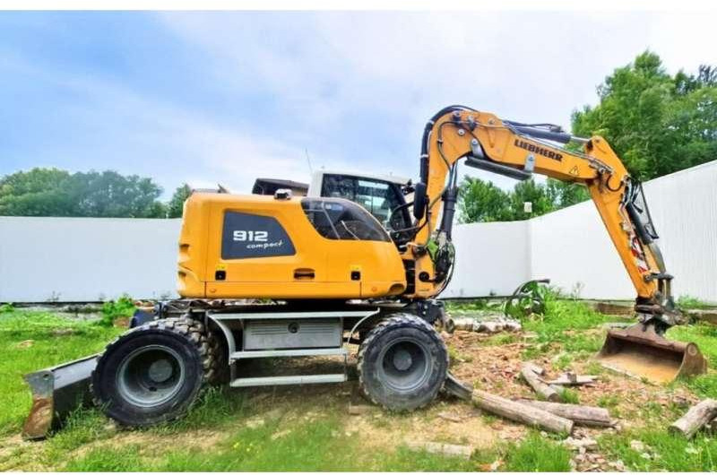 Liebherr A912 COMPACT - Колісний екскаватор: фото 2 Liebherr A912 COMPACT - Колісний екскаватор: фото 2