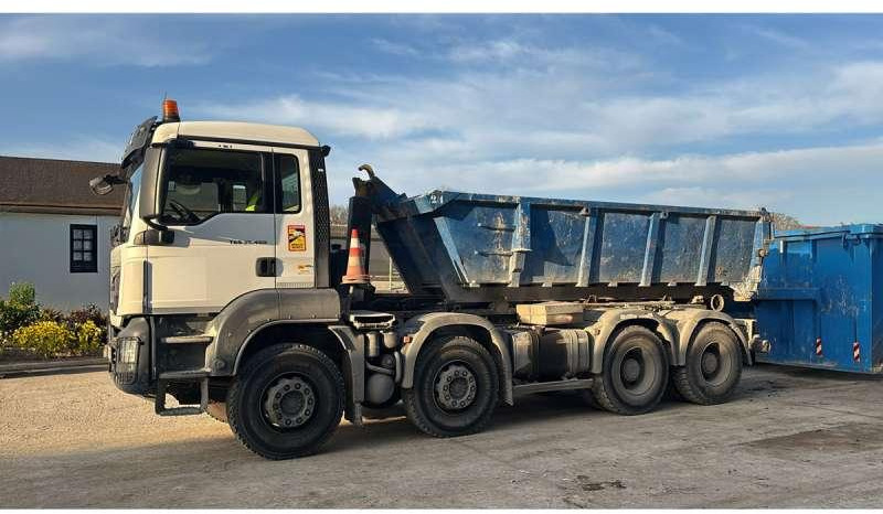 MAN Camion Ampliroll TGS 35.460 8X4 - Гаковий мультиліфт вантажівка: фото 1 MAN Camion Ampliroll TGS 35.460 8X4 - Гаковий мультиліфт вантажівка: фото 1