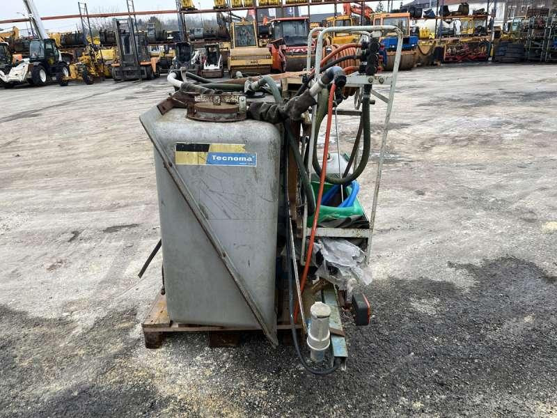 Tecnoma Matériel Agricole CUVE DE TRAITEMENT PHYTO - Обприскувач навісний: фото 3 Tecnoma Matériel Agricole CUVE DE TRAITEMENT PHYTO - Обприскувач навісний: фото 3