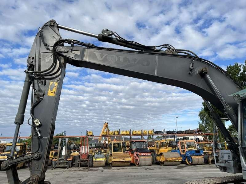 Гусеничний екскаватор Volvo EC220DL: фото 16