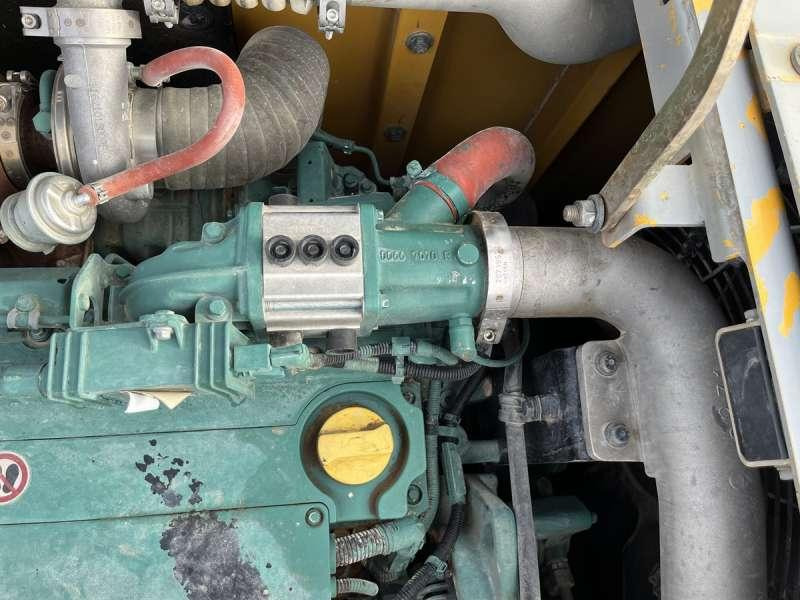 Гусеничний екскаватор Volvo EC220DL: фото 44