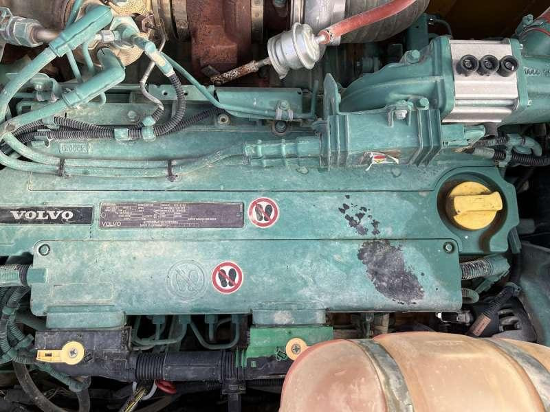 Гусеничний екскаватор Volvo EC220DL: фото 46